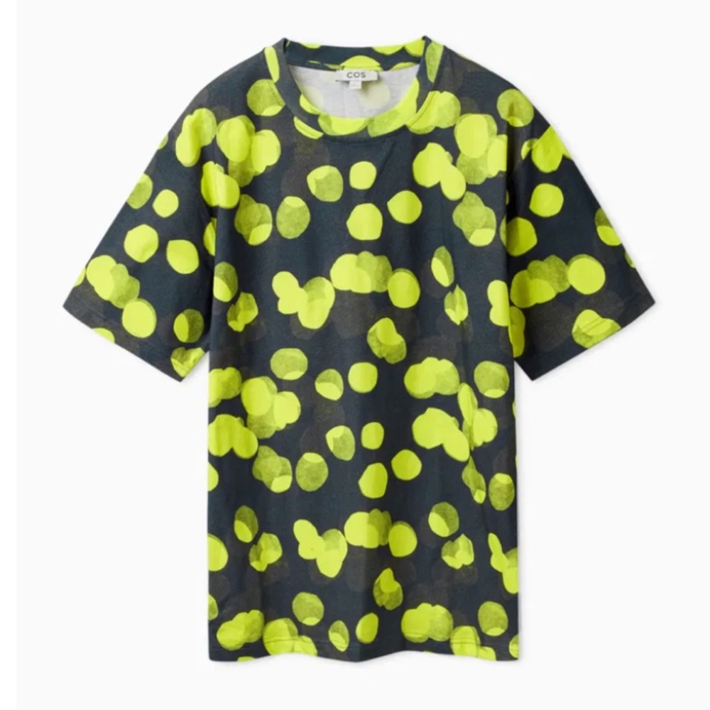 Men Size M loose fit t-shirt black with neon green spots